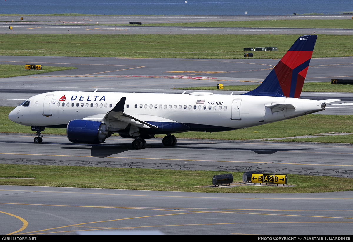 Aircraft Photo of N134DU | Bombardier CSeries CS100 (BD-500-1A10) | AirHistory.net #626825