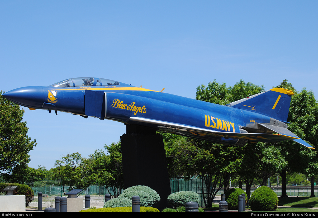 Aircraft Photo of 153812 | McDonnell Douglas F-4J Phantom II | USA - Navy | AirHistory.net #626934