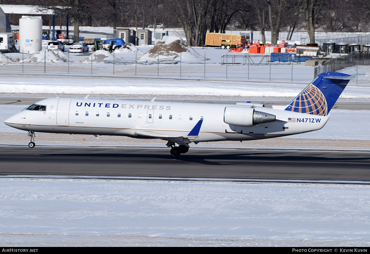 Aircraft Photo of N471ZW | Bombardier CRJ-200ER (CL-600-2B19) | United Express | AirHistory.net #626941