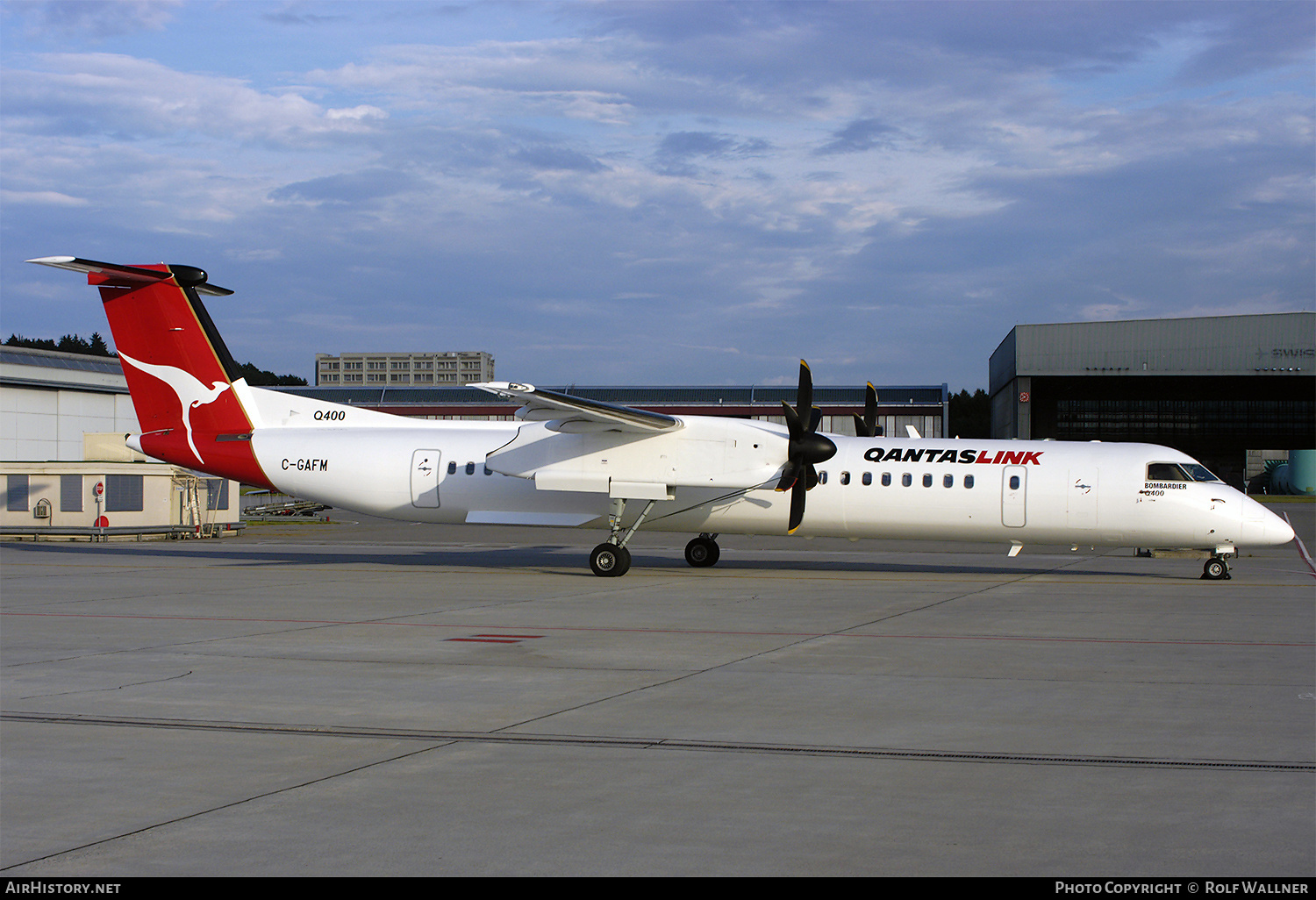 Aircraft Photo of C-GAFM | Bombardier DHC-8-402 Dash 8 | QantasLink | AirHistory.net #627011