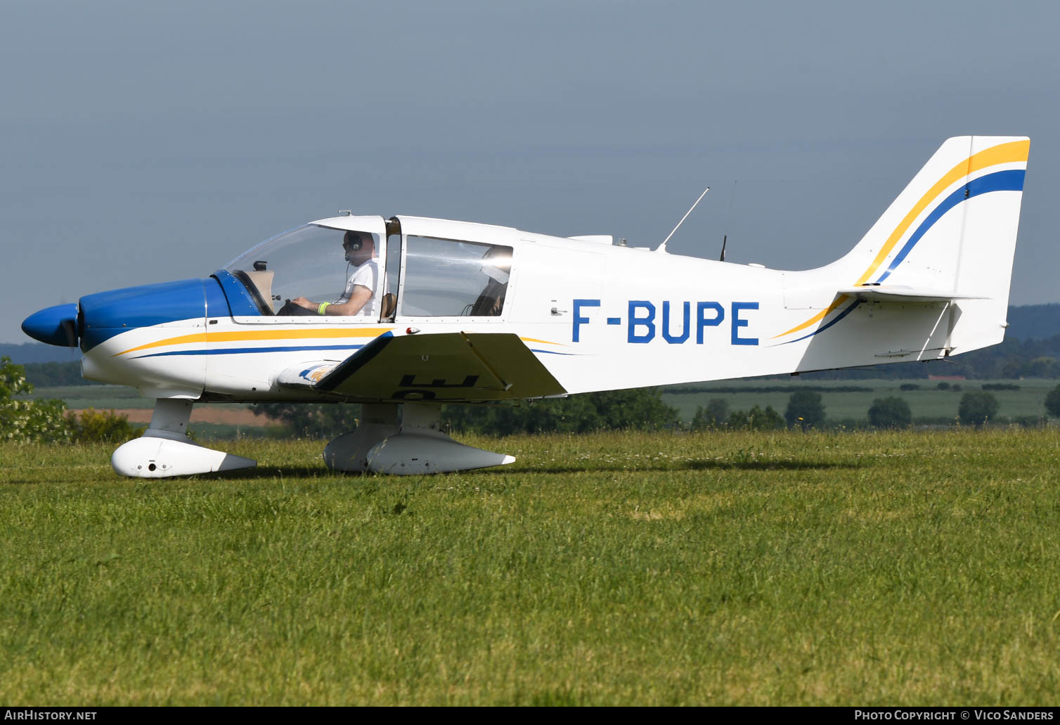 Aircraft Photo of F-BUPE | Robin DR-400-140B Dauphin | AirHistory.net #627044