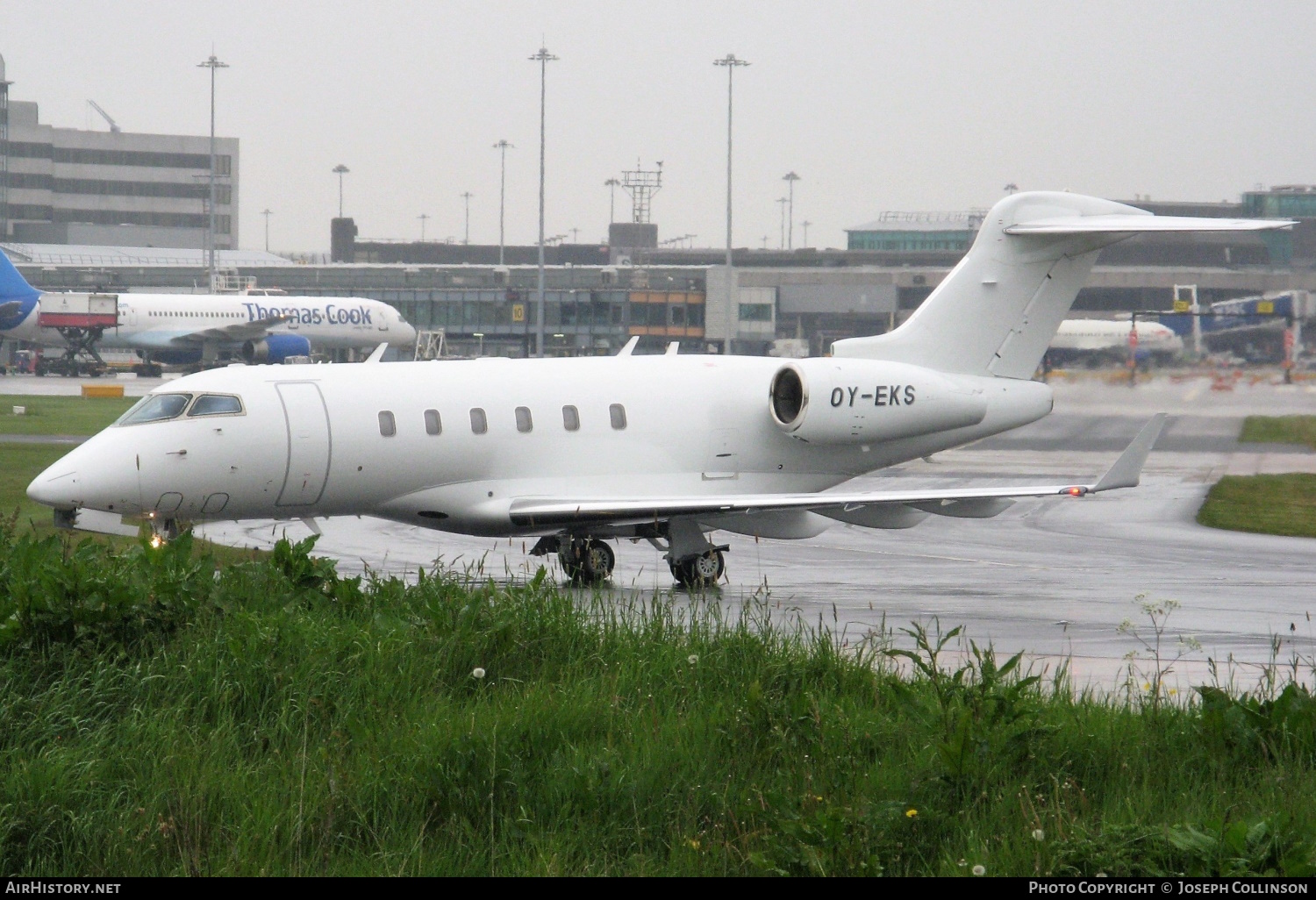 Aircraft Photo of OY-EKS | Bombardier Challenger 300 (BD-100-1A10) | AirHistory.net #627094