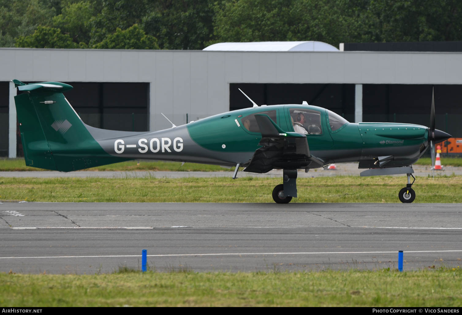Aircraft Photo of G-SORG | Diamond DA50 RG | AirHistory.net #627095