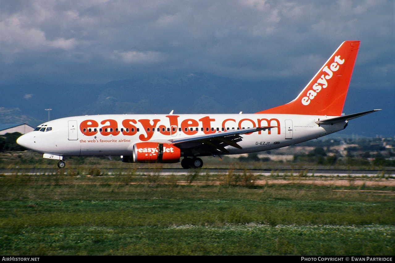 Aircraft Photo of G-EZJY | Boeing 737-73V | EasyJet | AirHistory.net #627171