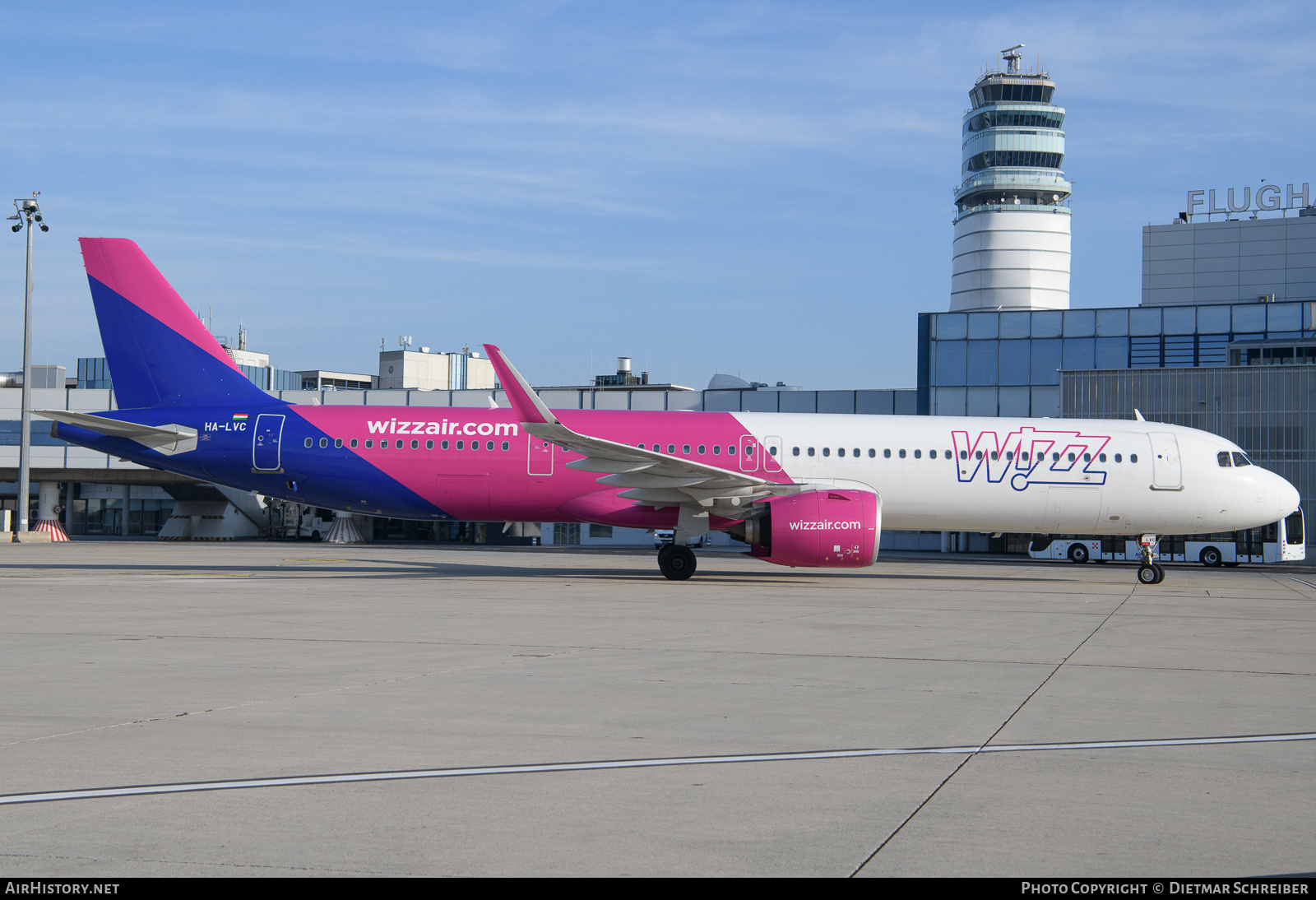 Aircraft Photo of HA-LVC | Airbus A321-271NX | Wizz Air | AirHistory.net #627176