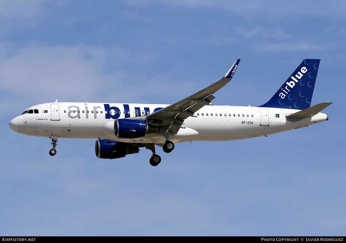 Aircraft Photo of AP-EDA | Airbus A320-214 | Airblue | AirHistory.net #627184