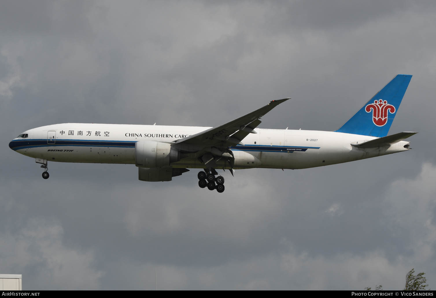 Aircraft Photo of B-2027 | Boeing 777-F1B | China Southern Airlines Cargo | AirHistory.net #627311