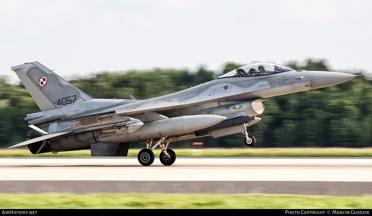 Aircraft Photo of 4087 | General Dynamics F-16D Fighting Falcon | Poland - Air Force | AirHistory.net #627331