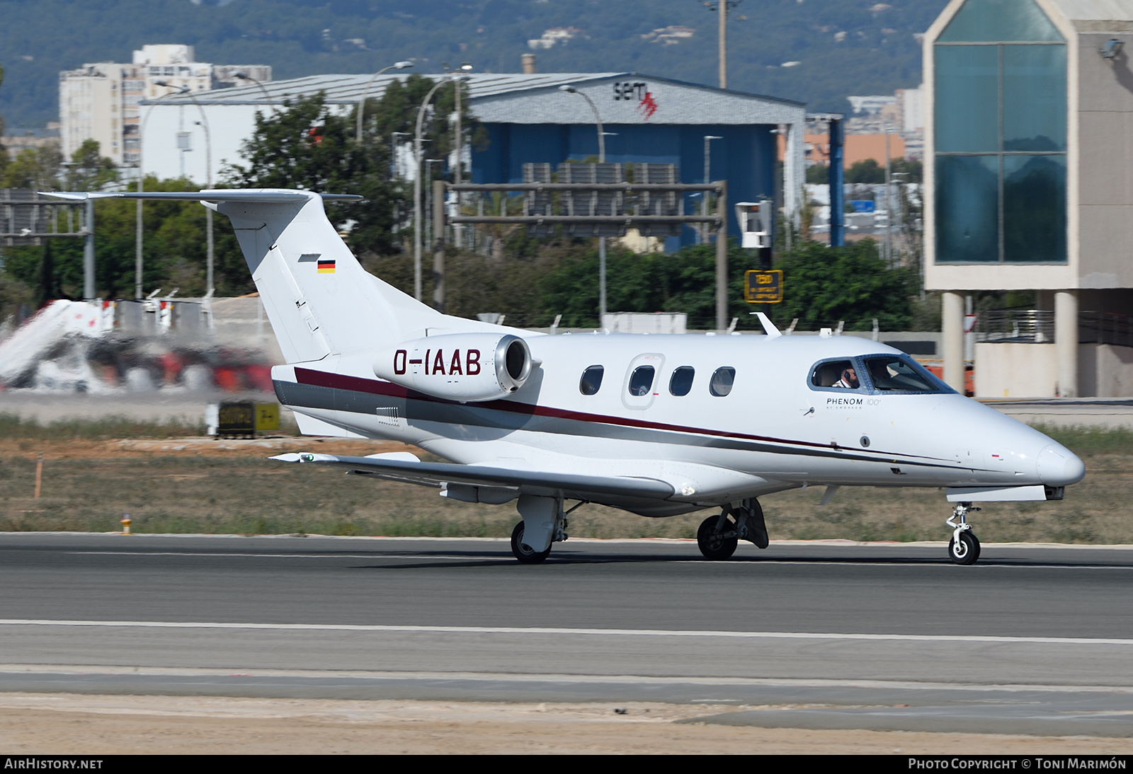 Aircraft Photo of D-IAAB | Embraer EMB-500 Phenom 100 | AirHistory.net #627366