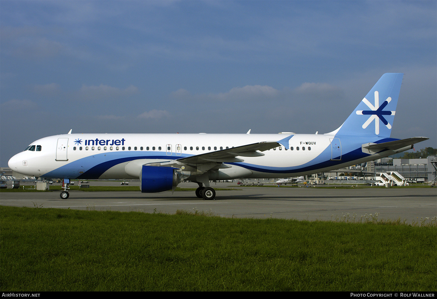 Aircraft Photo of F-WQUV | Airbus A320-214 | Interjet | AirHistory.net #627369