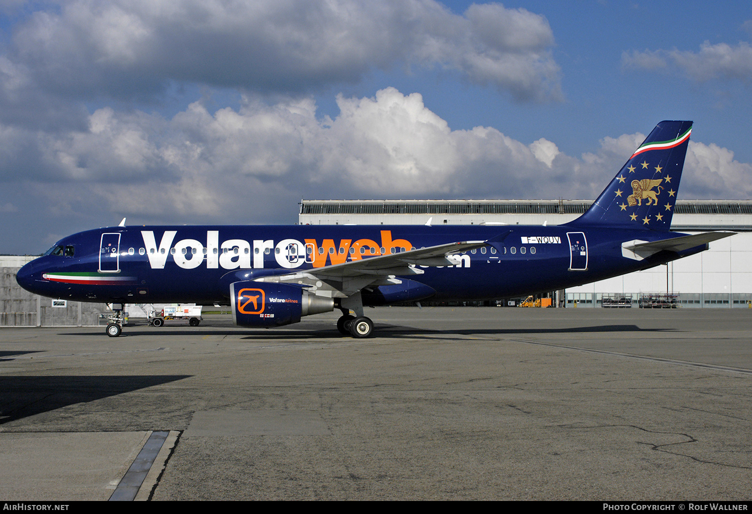 Aircraft Photo of F-WQUV | Airbus A320-214 | Volareweb | AirHistory.net #627371