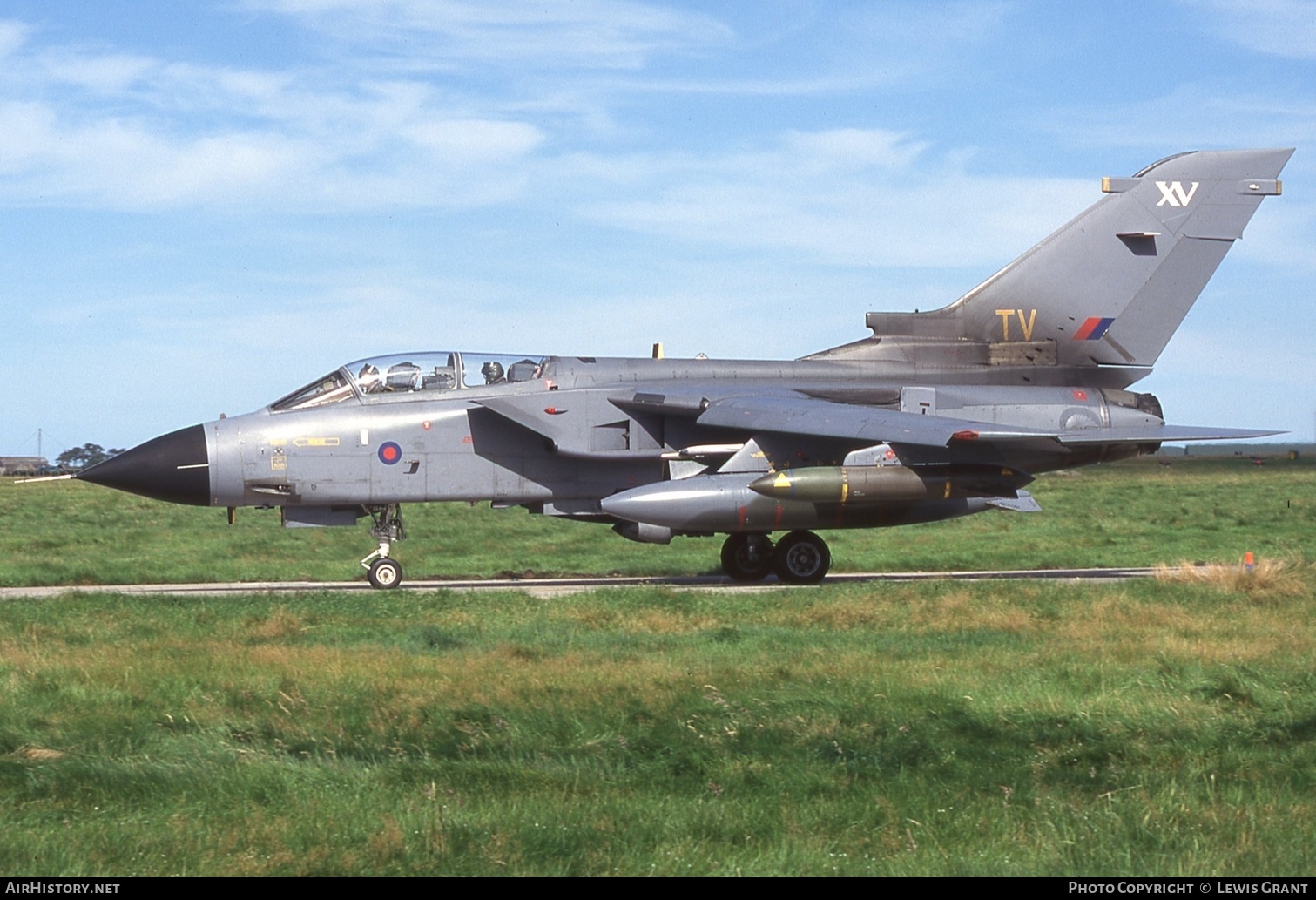 Aircraft Photo of ZA595 | Panavia Tornado GR1 | UK - Air Force | AirHistory.net #627427