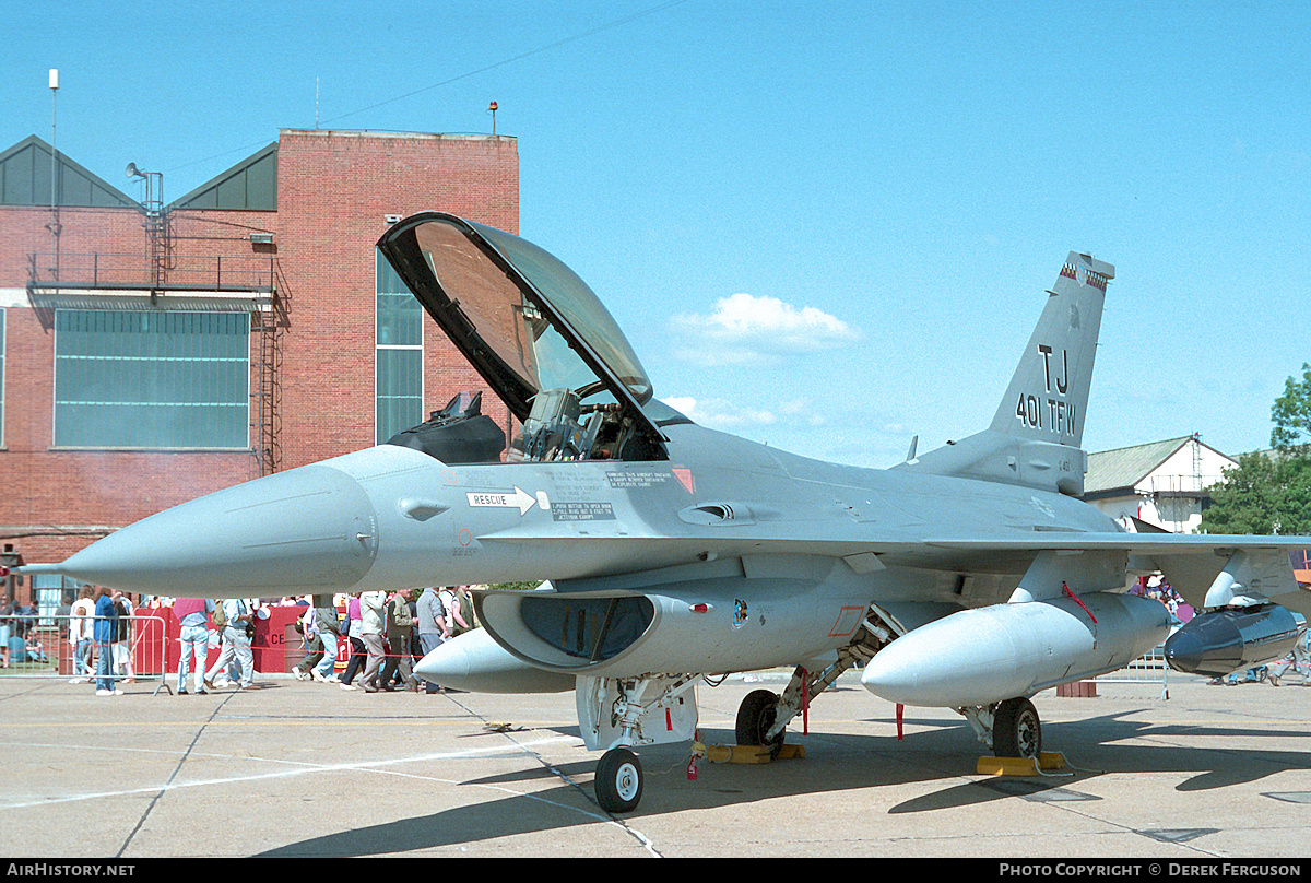 Aircraft Photo of 88-0401 / AF88-401 | General Dynamics F-16C Fighting Falcon | USA - Air Force | AirHistory.net #627432