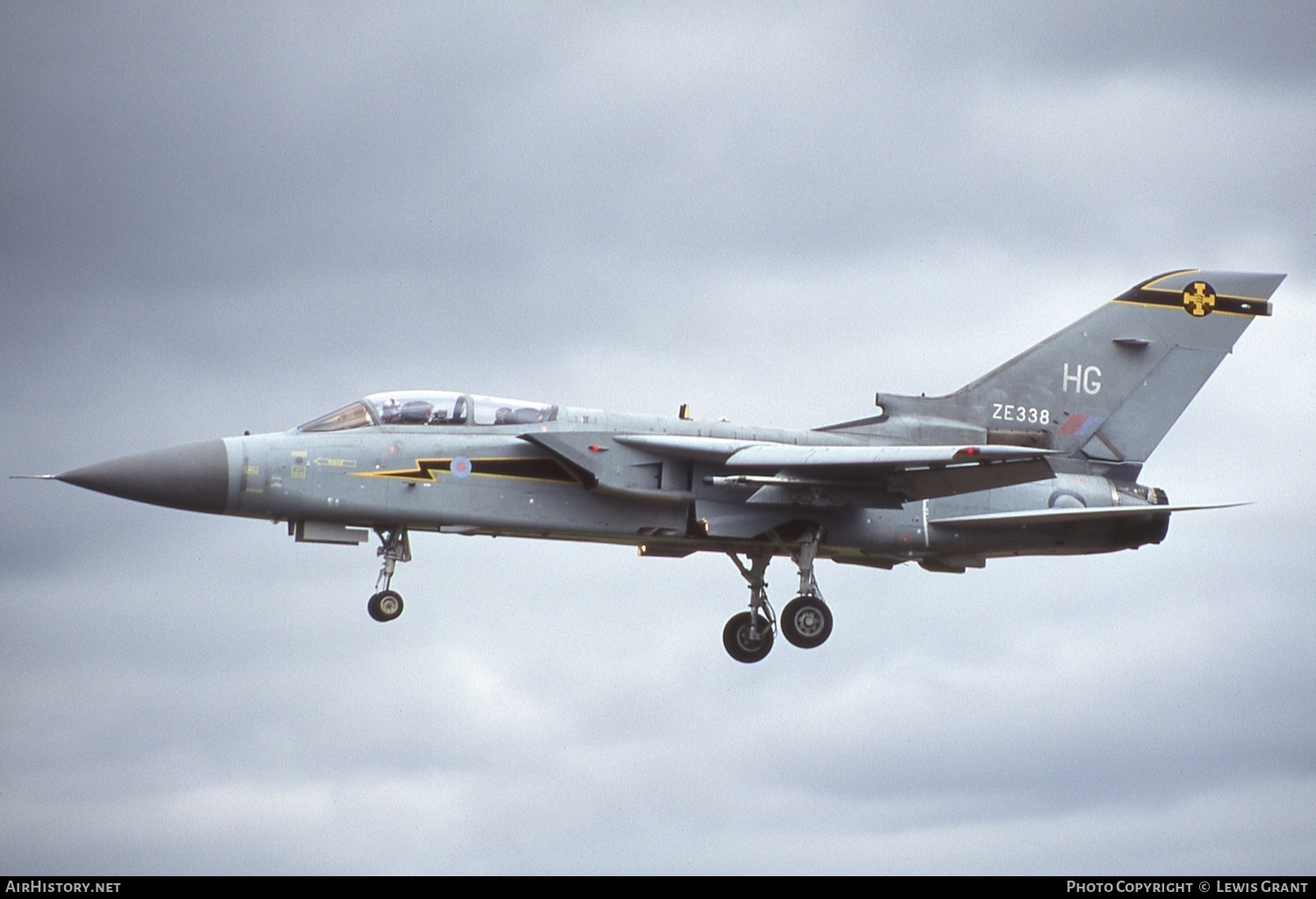 Aircraft Photo of ZE338 | Panavia Tornado F3 | UK - Air Force | AirHistory.net #627551