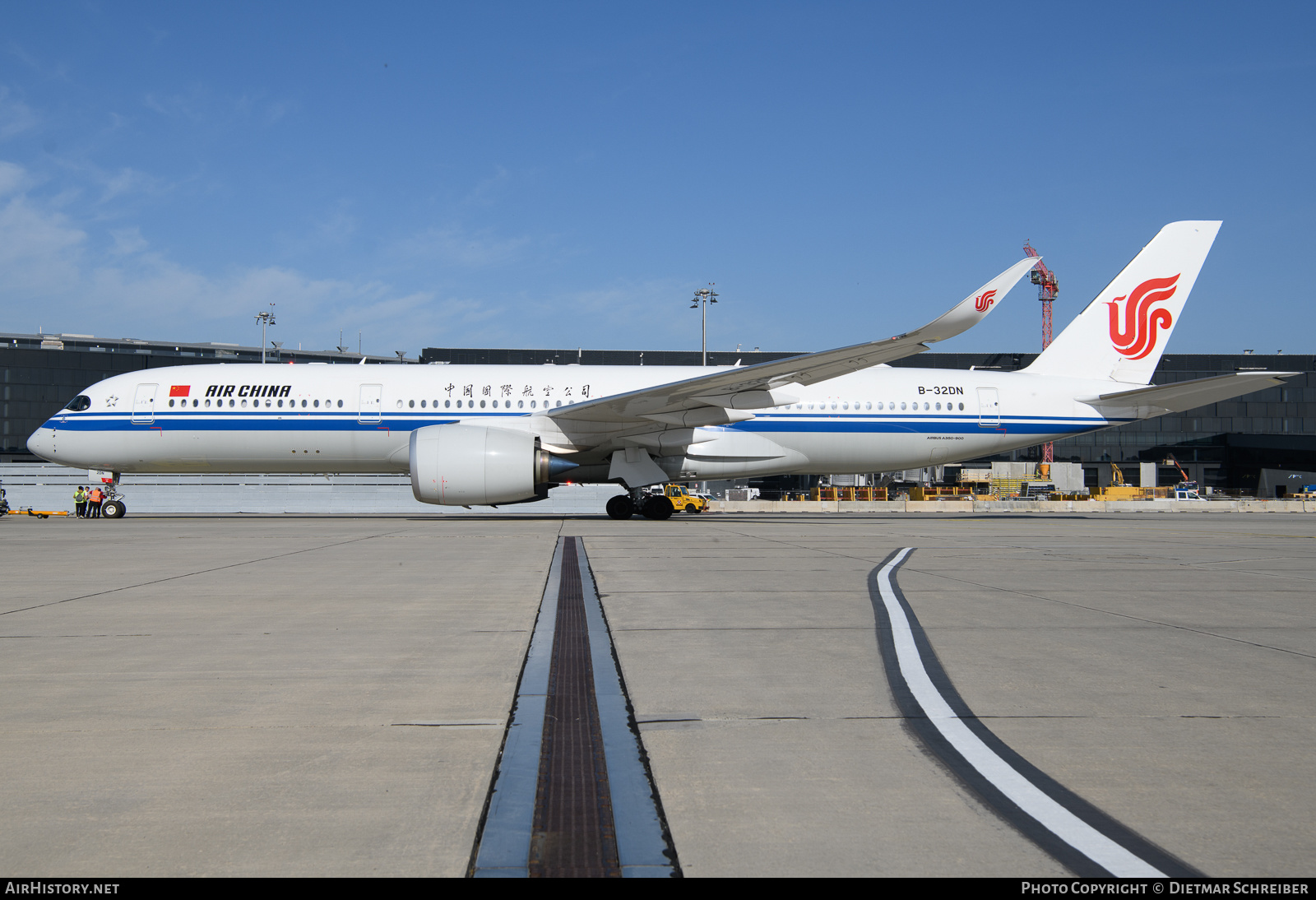 Aircraft Photo of B-32DN | Airbus A350-941 | Air China | AirHistory.net #627630