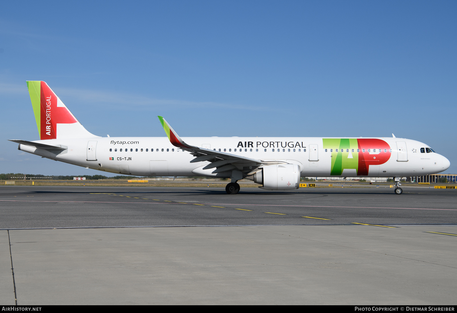 Aircraft Photo of CS-TJN | Airbus A321-251N | TAP Air Portugal | AirHistory.net #627659