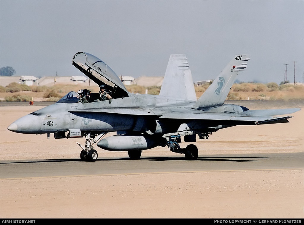 Aircraft Photo of 163474 | McDonnell Douglas F/A-18D Hornet | USA - Navy | AirHistory.net #627694