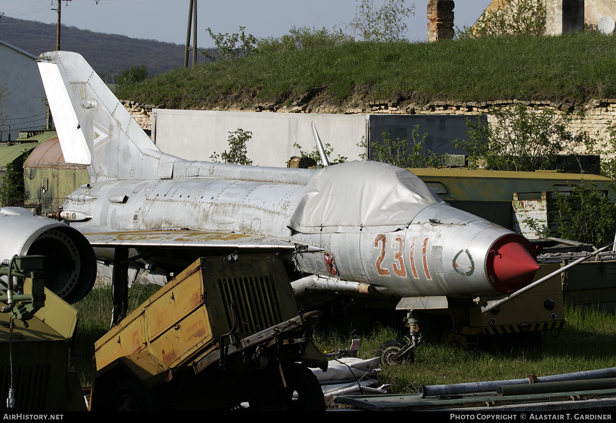 Aircraft Photo of 2311 | Mikoyan-Gurevich MiG-21F-13 | Hungary - Air Force | AirHistory.net #627733