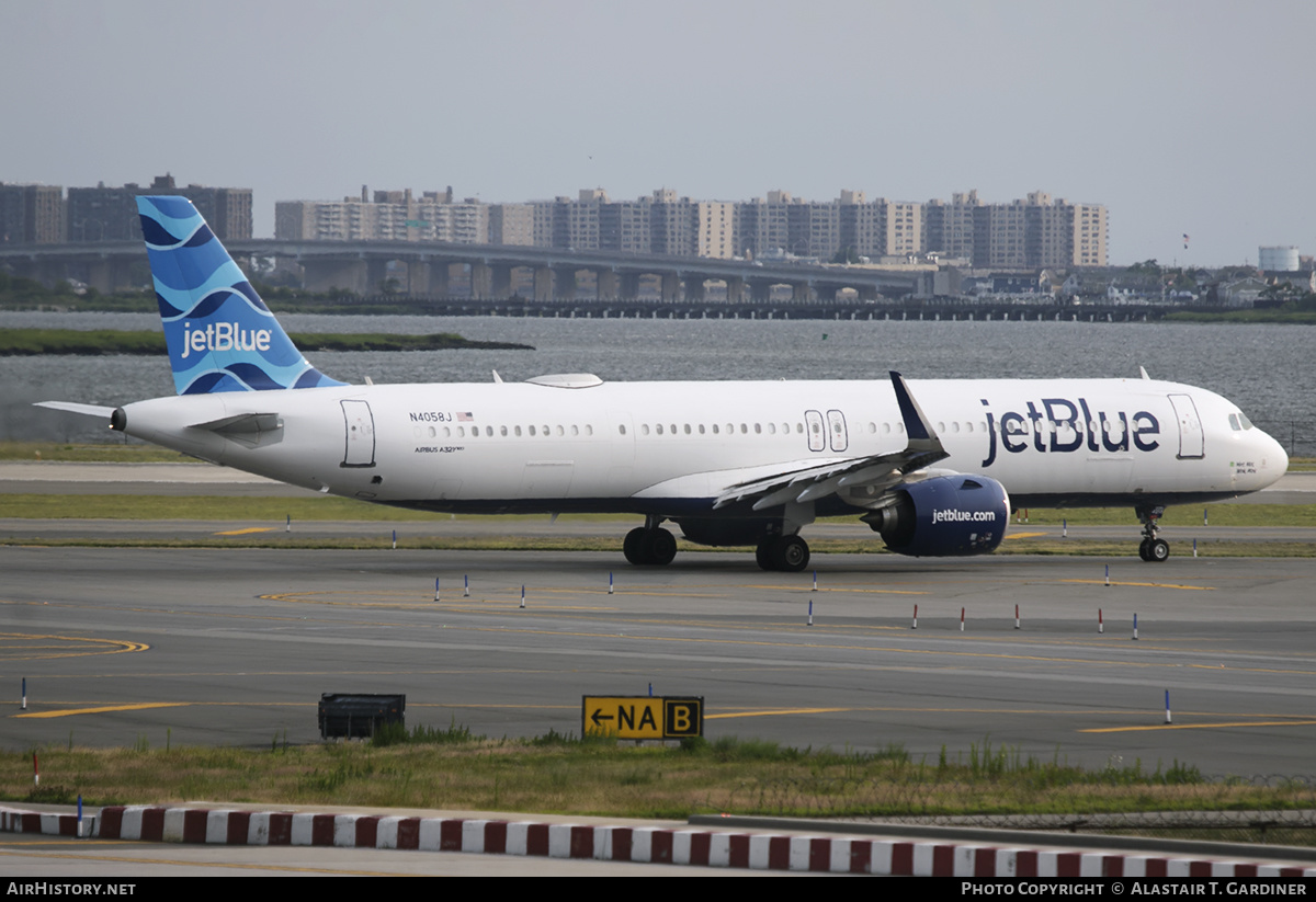Aircraft Photo of N4058J | Airbus A321-271NX | JetBlue Airways | AirHistory.net #627779
