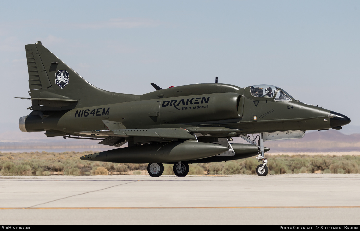 Aircraft Photo of N164EM | McDonnell Douglas A-4N Skyhawk II | Draken International | AirHistory.net #627792