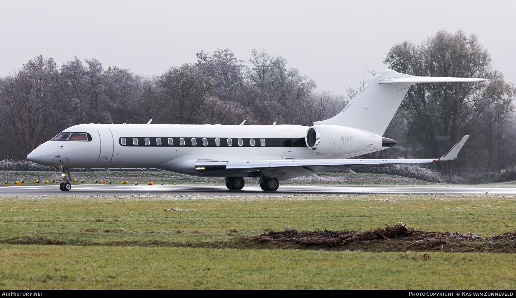 Aircraft Photo of N1AR | Bombardier Global Express (BD-700-1A10) | AirHistory.net #627817