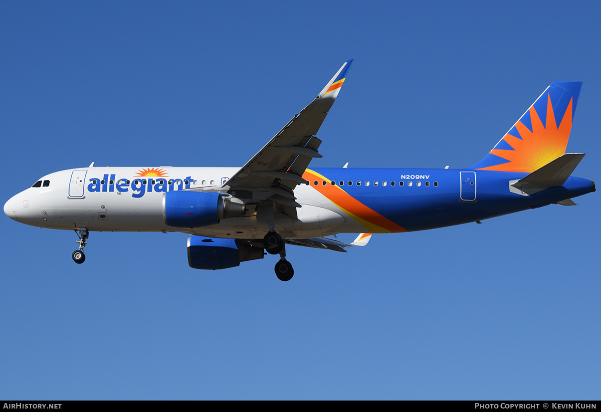 Aircraft Photo of N209NV | Airbus A320-214 | Allegiant Air | AirHistory.net #627916