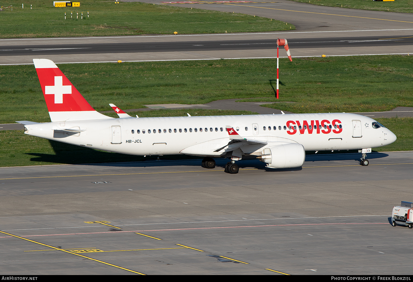 Aircraft Photo of HB-JCL | Bombardier CSeries CS300 (BD-500-1A11) | Swiss International Air Lines | AirHistory.net #627983