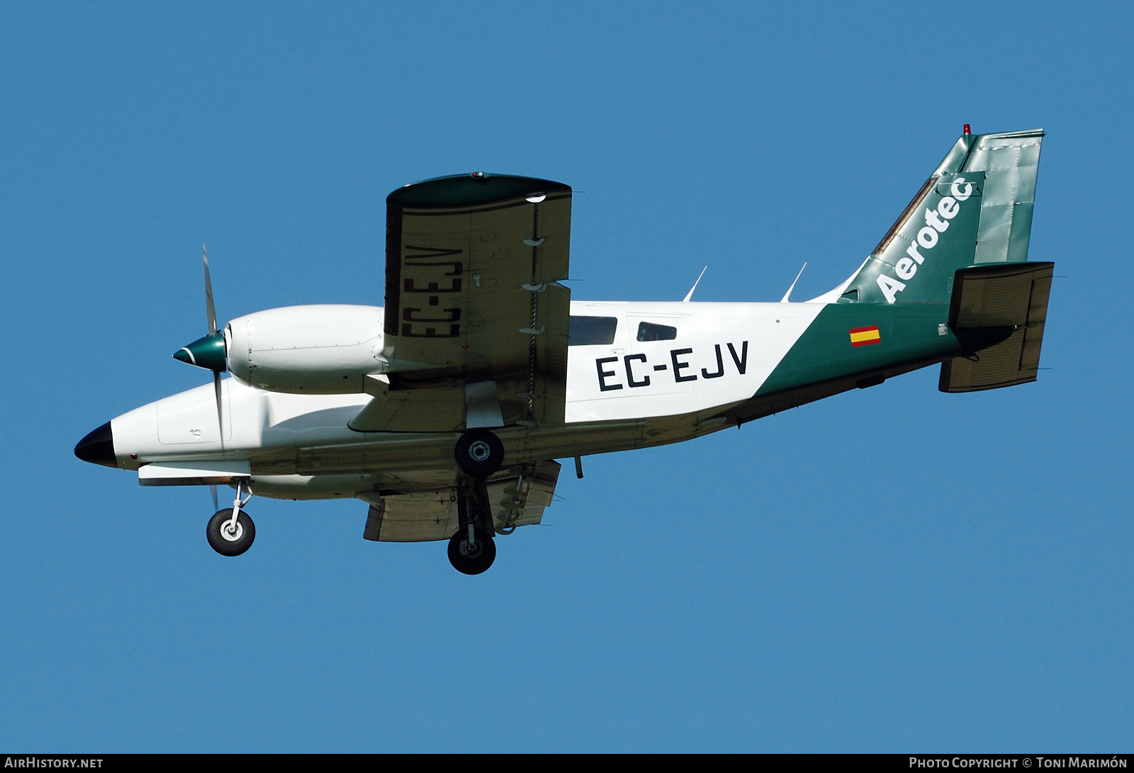Aircraft Photo of EC-EJV | Piper PA-34-200T Seneca II | Aerotec | AirHistory.net #628067