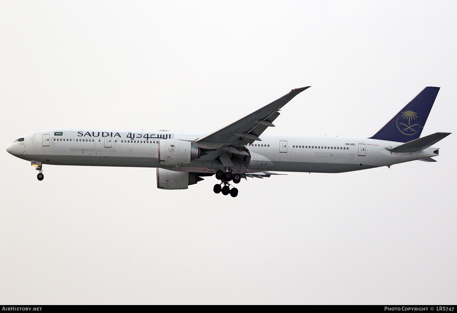 Aircraft Photo of 9H-AZE | Boeing 777-31H/ER | Saudi Arabian Airlines | AirHistory.net #628116