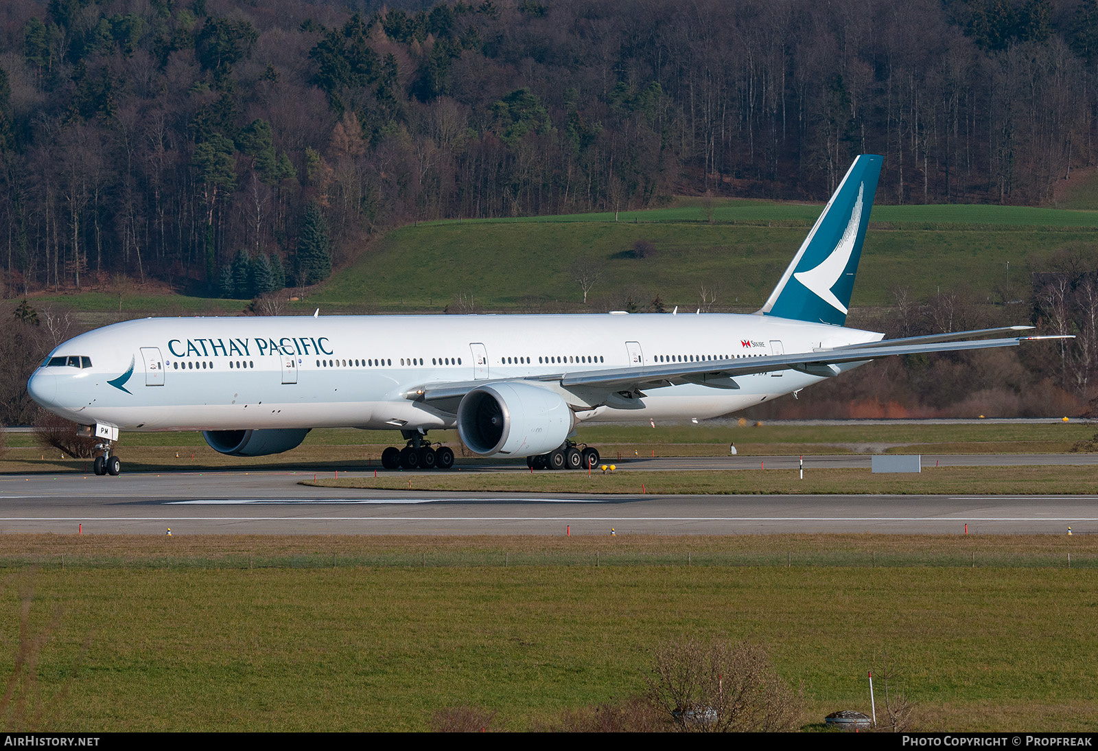 Aircraft Photo of B-KPM | Boeing 777-367/ER | Cathay Pacific Airways | AirHistory.net #628254