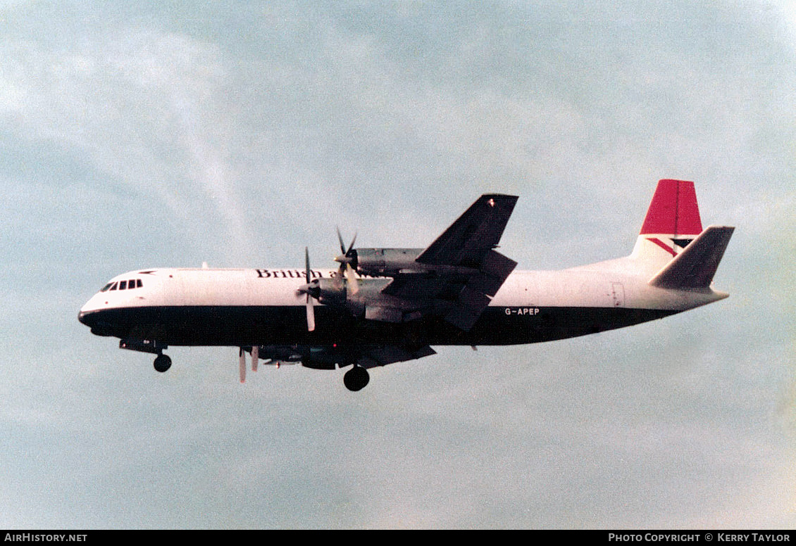 Aircraft Photo of G-APEP | Vickers 953C Merchantman | British Airways Cargo | AirHistory.net #628277