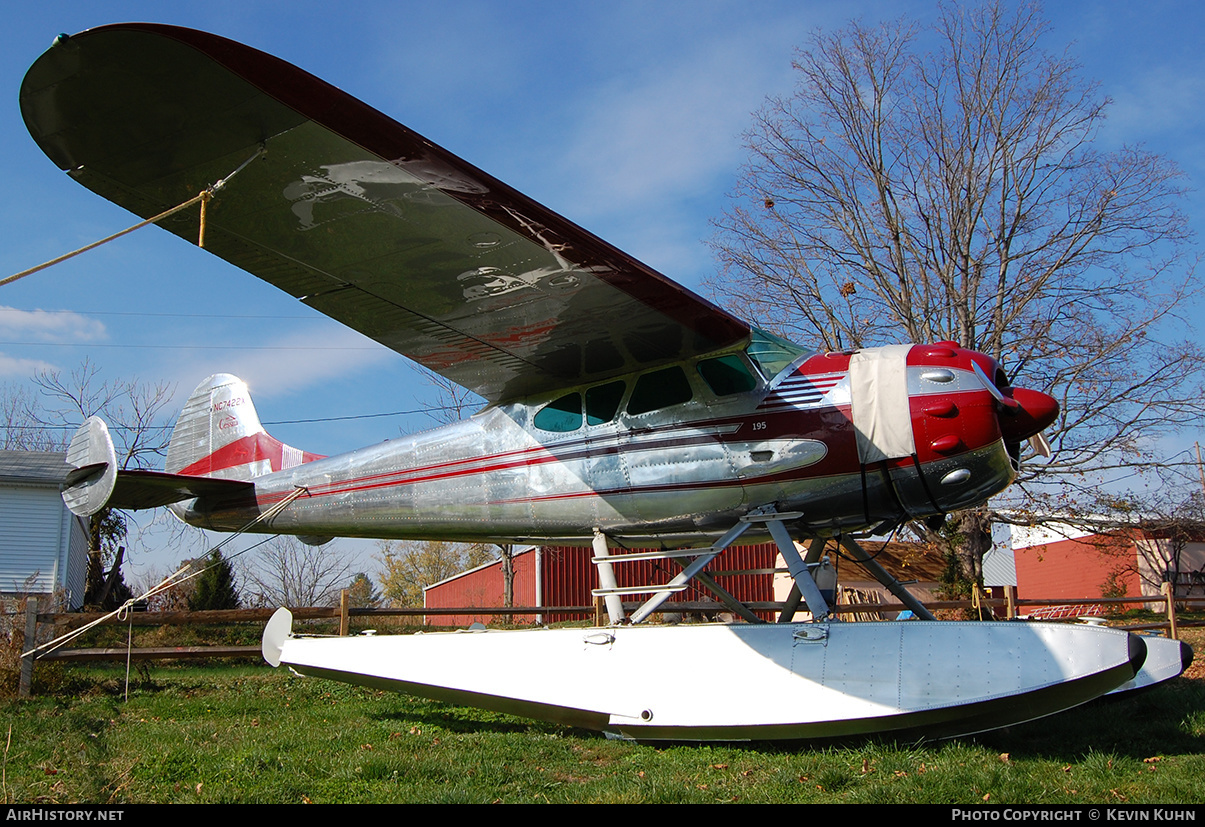 Aircraft Photo of N7422X / NC7422X | Cessna 195B | AirHistory.net #628286