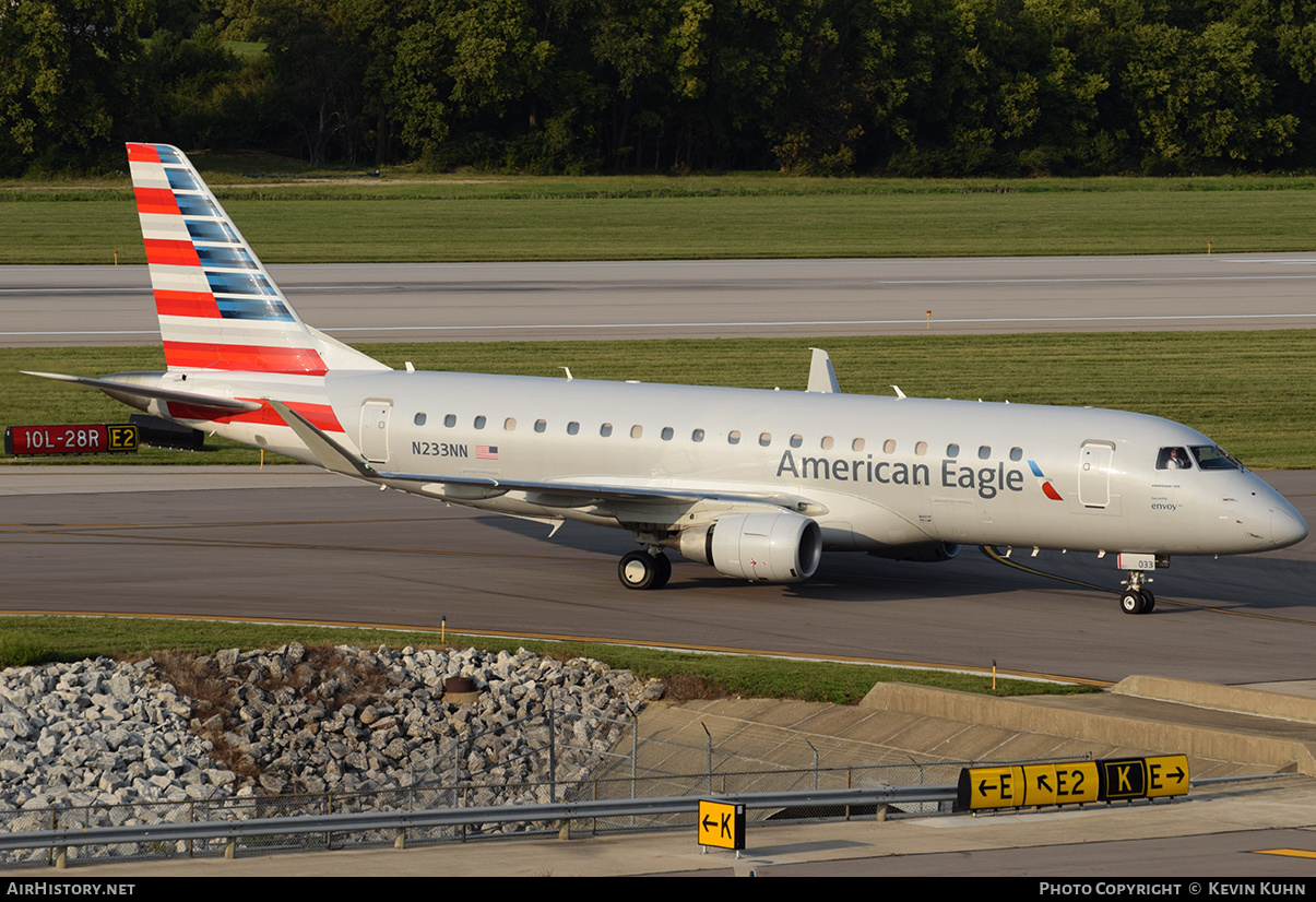 Aircraft Photo of N233NN | Embraer 175LR (ERJ-170-200LR) | American Eagle | AirHistory.net #628370