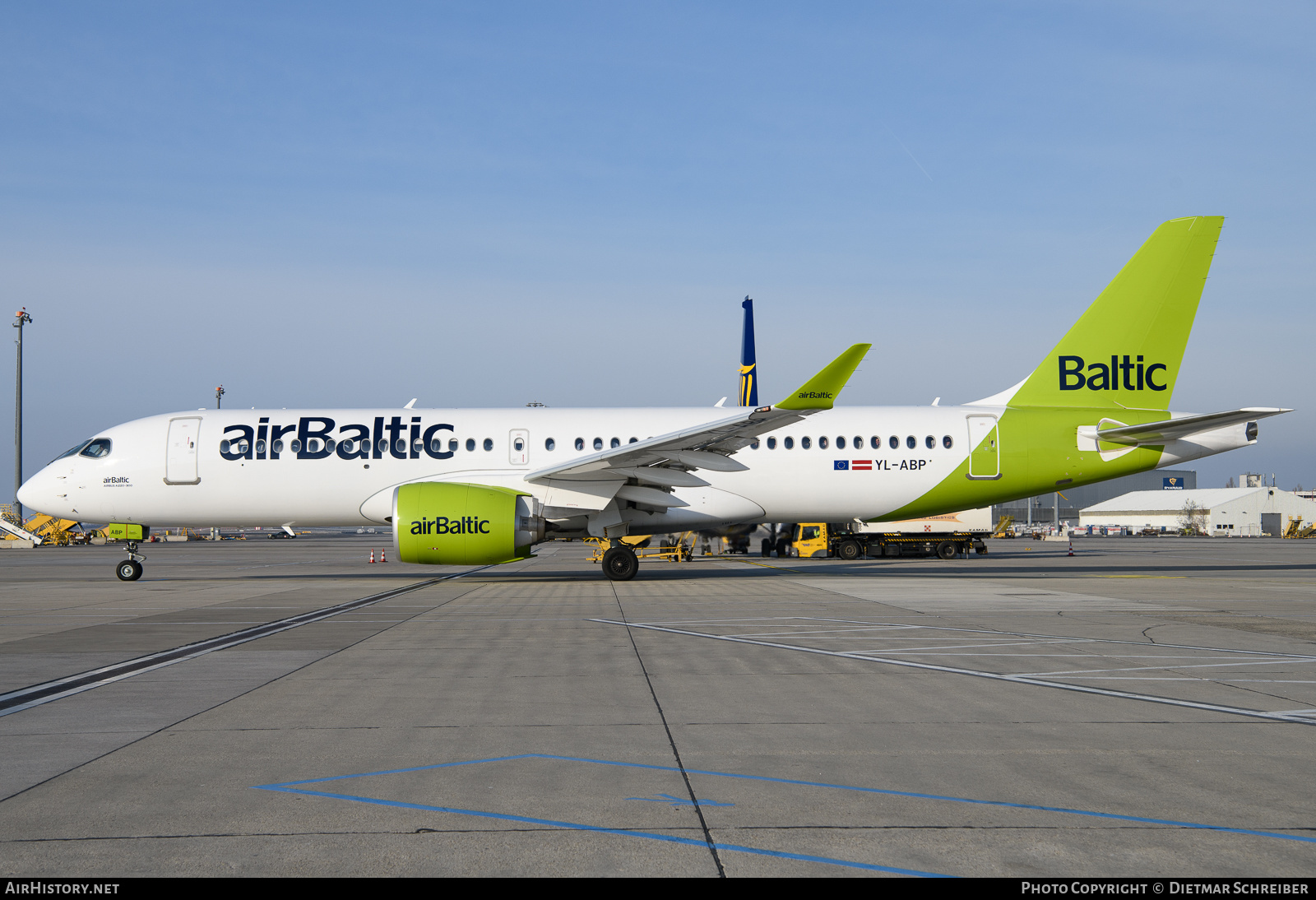 Aircraft Photo of YL-ABP | Airbus A220-371 (BD-500-1A11) | AirBaltic | AirHistory.net #628420
