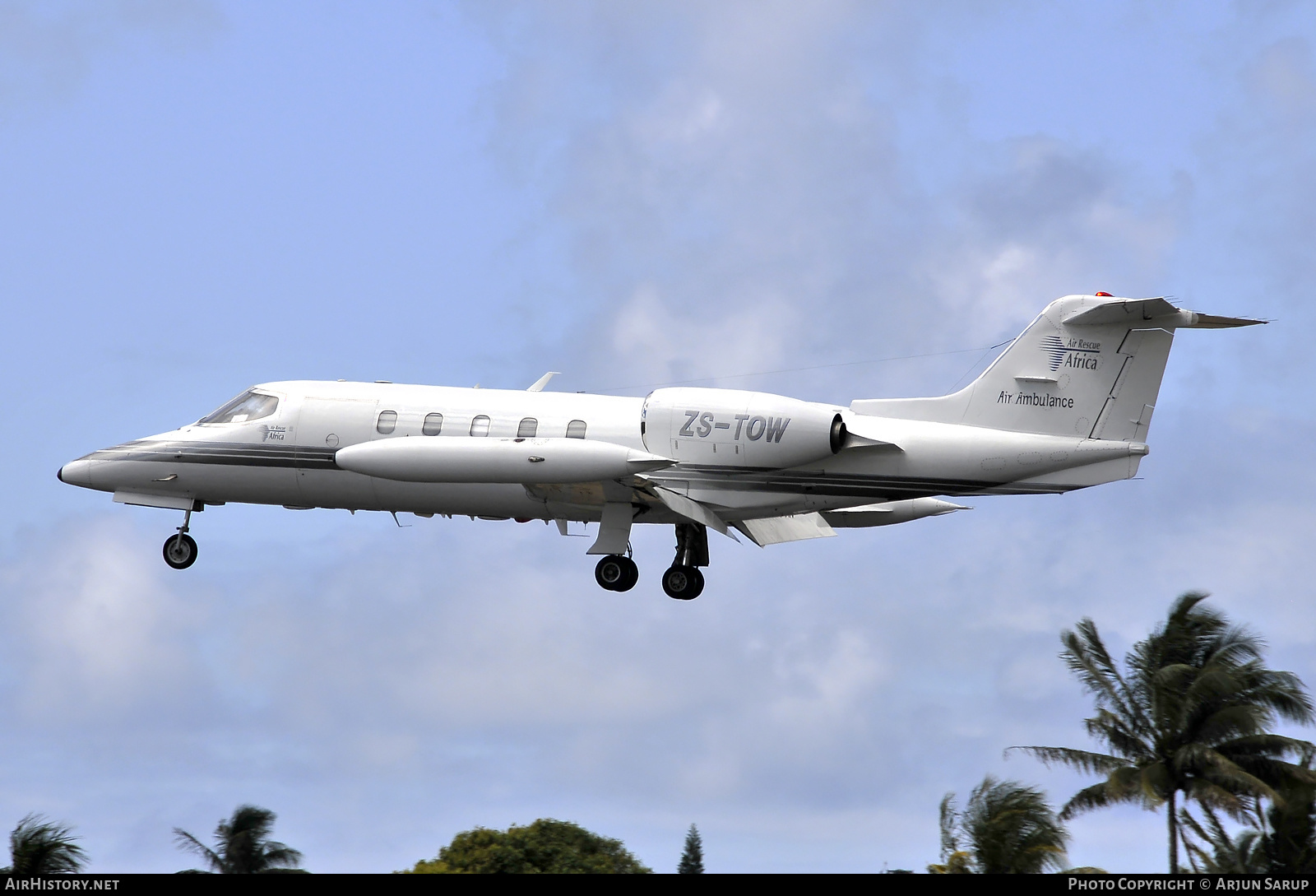Aircraft Photo of ZS-TOW | Gates Learjet 35A | Air Rescue Africa | AirHistory.net #628438