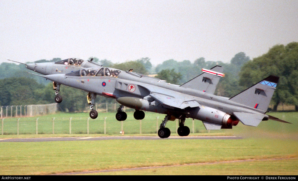 Aircraft Photo of XX141 | Sepecat Jaguar T2A | UK - Air Force | AirHistory.net #628460