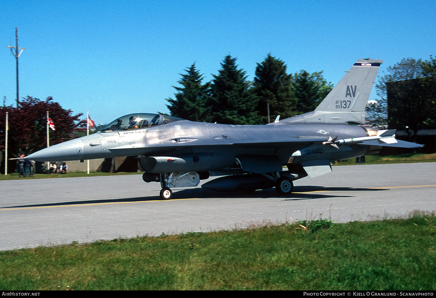 Aircraft Photo of 89-2137 / AF89-137 | General Dynamics F-16CG Night Falcon | USA - Air Force | AirHistory.net #628546