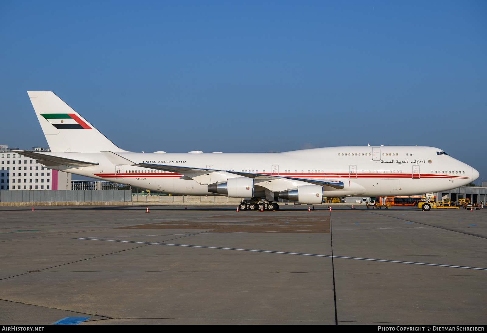 Aircraft Photo of A6-MMM | Boeing 747-422 | United Arab Emirates Government | AirHistory.net #628610