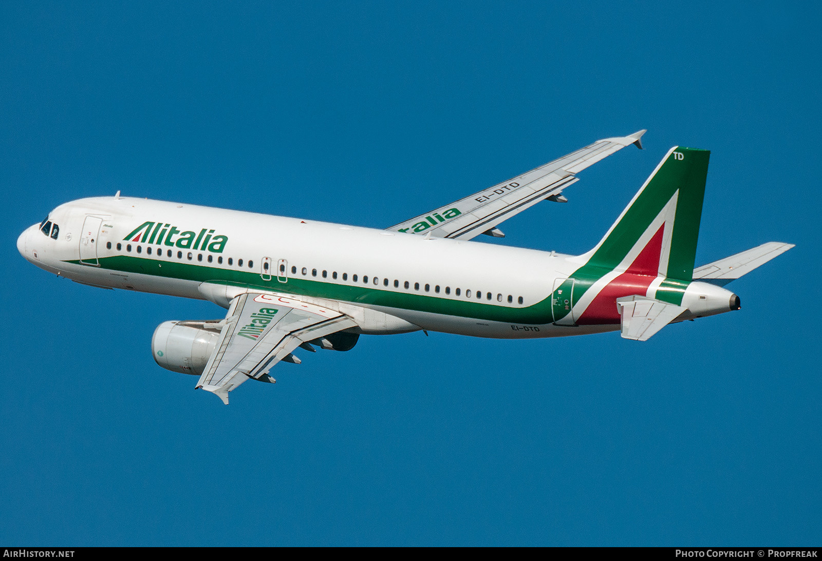 Aircraft Photo of EI-DTD | Airbus A320-216 | Alitalia | AirHistory.net #628635