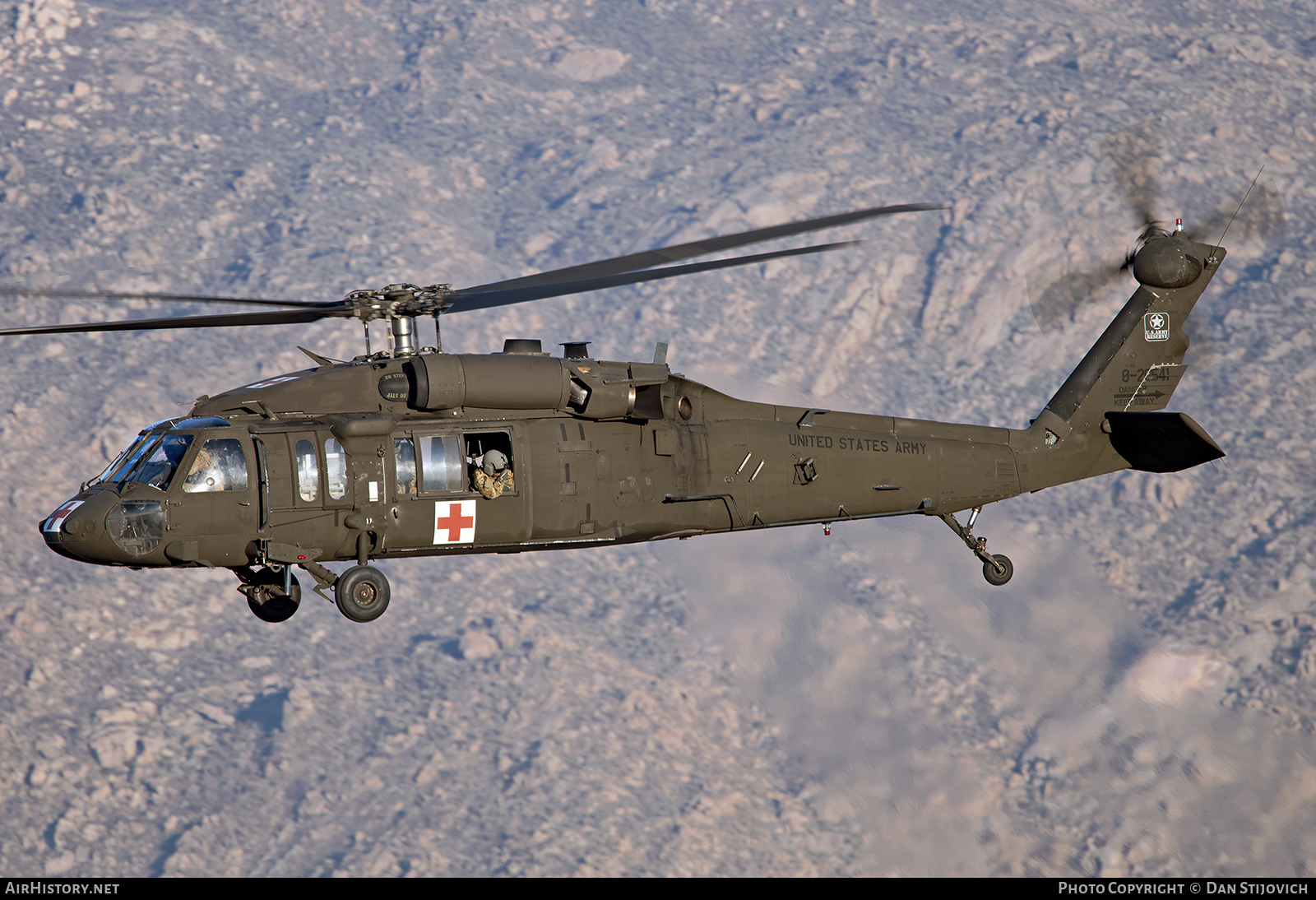 Aircraft Photo of 94-26541 / 0-26541 | Sikorsky UH-60L Black Hawk (S-70A) | USA - Army | AirHistory.net #628661
