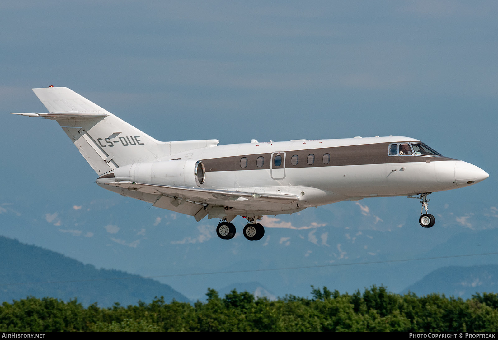 Aircraft Photo of CS-DUE | Hawker Beechcraft 750 | AirHistory.net #628710