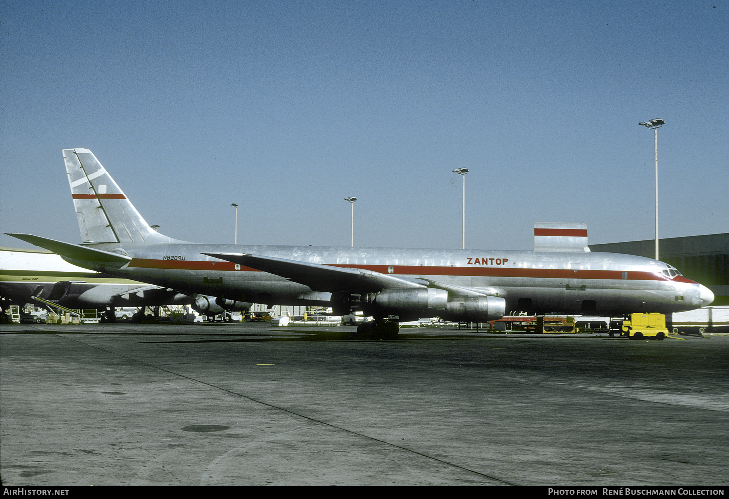 Aircraft Photo of N8209U | Douglas DC-8-33(F) | Zantop International Airlines | AirHistory.net #628819