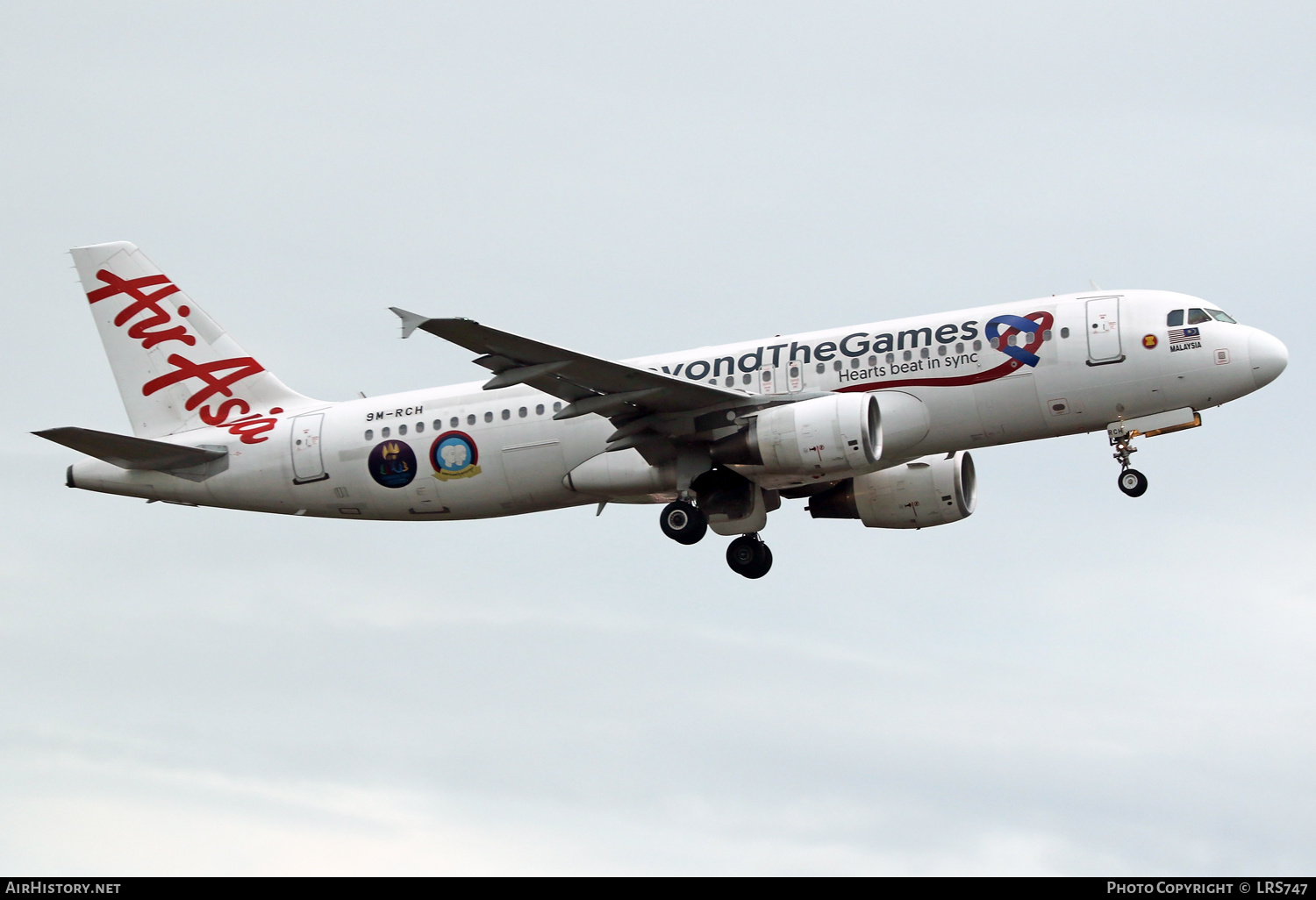 Aircraft Photo of 9M-RCH | Airbus A320-216 | AirAsia | AirHistory.net #628822