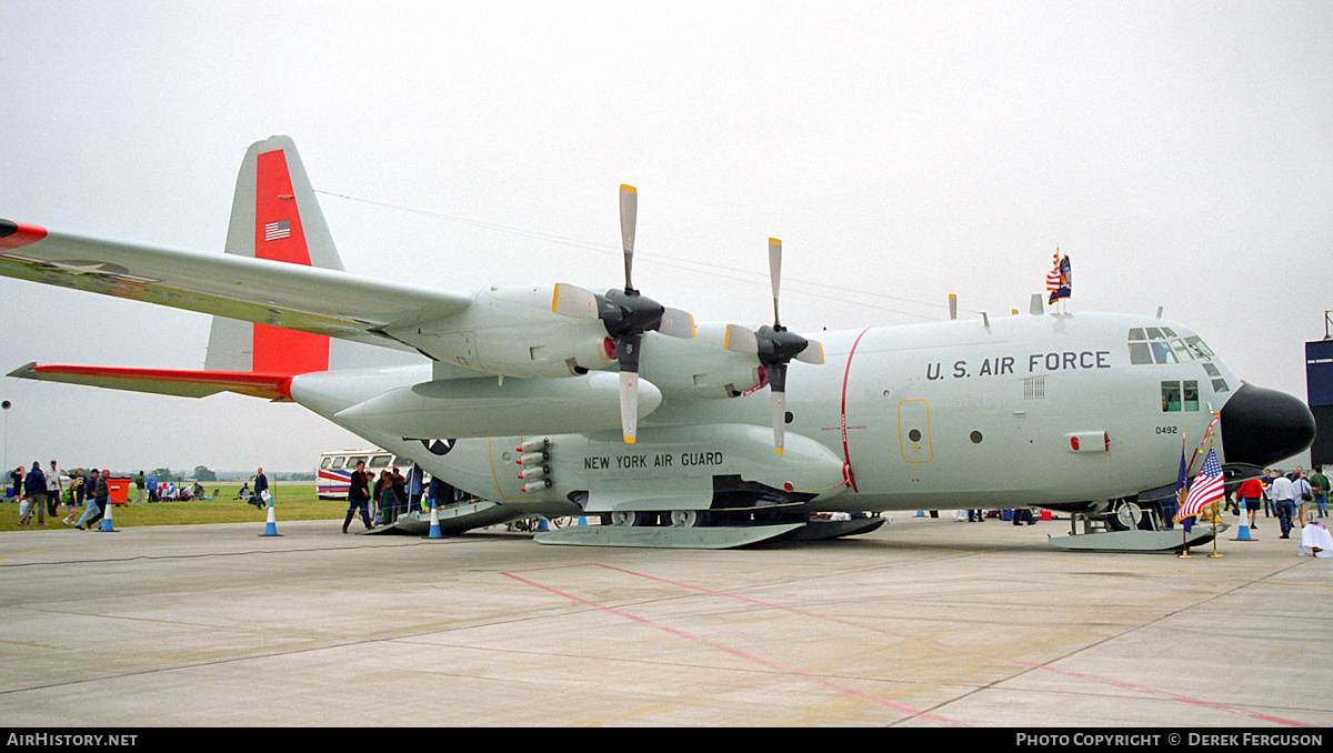 Aircraft Photo of 83-0492 / 30492 | Lockheed LC-130H Hercules (L-382) | USA - Air Force | AirHistory.net #628855
