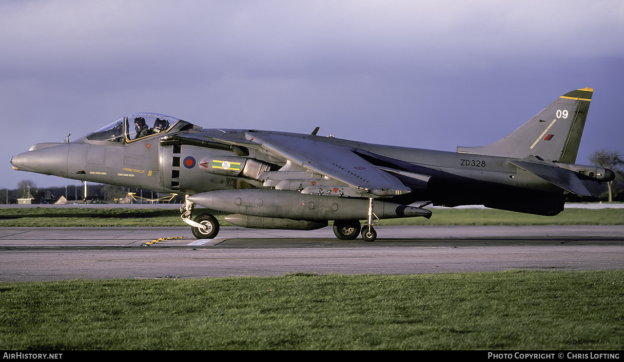 Aircraft Photo of ZD328 | British Aerospace Harrier GR7 | UK - Air Force | AirHistory.net #628867