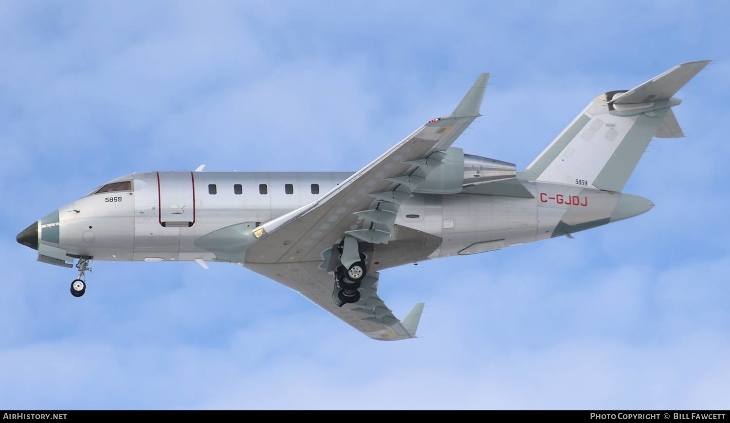 Aircraft Photo of C-GJOJ | Bombardier Challenger 605 (CL-600-2B16) | AirHistory.net #628911