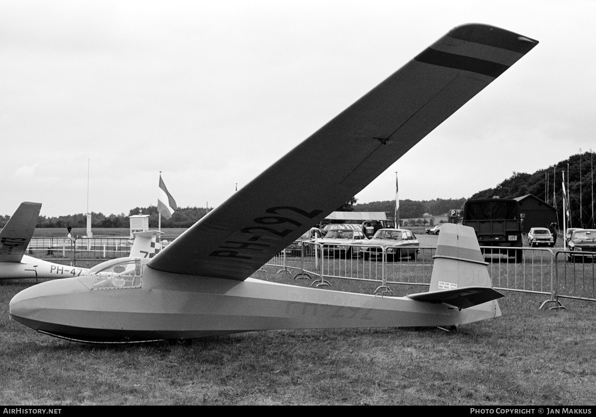 Aircraft Photo of PH-292 | Schleicher K-8B | AirHistory.net #628915