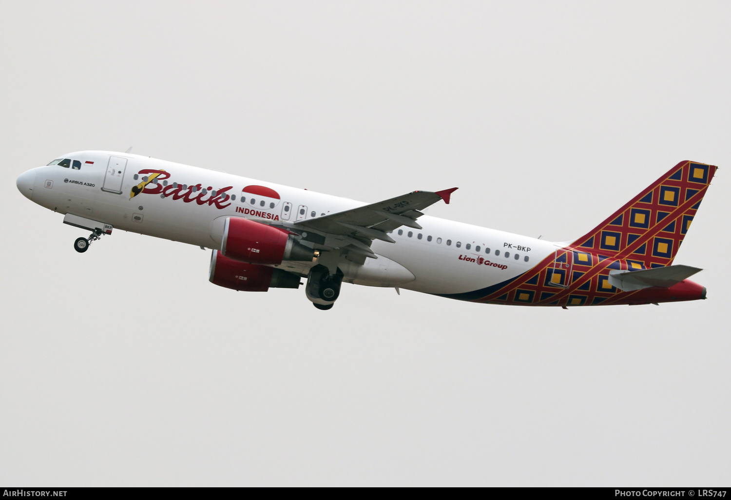 Aircraft Photo of PK-BKP | Airbus A320-214 | Batik Air | AirHistory.net #628939