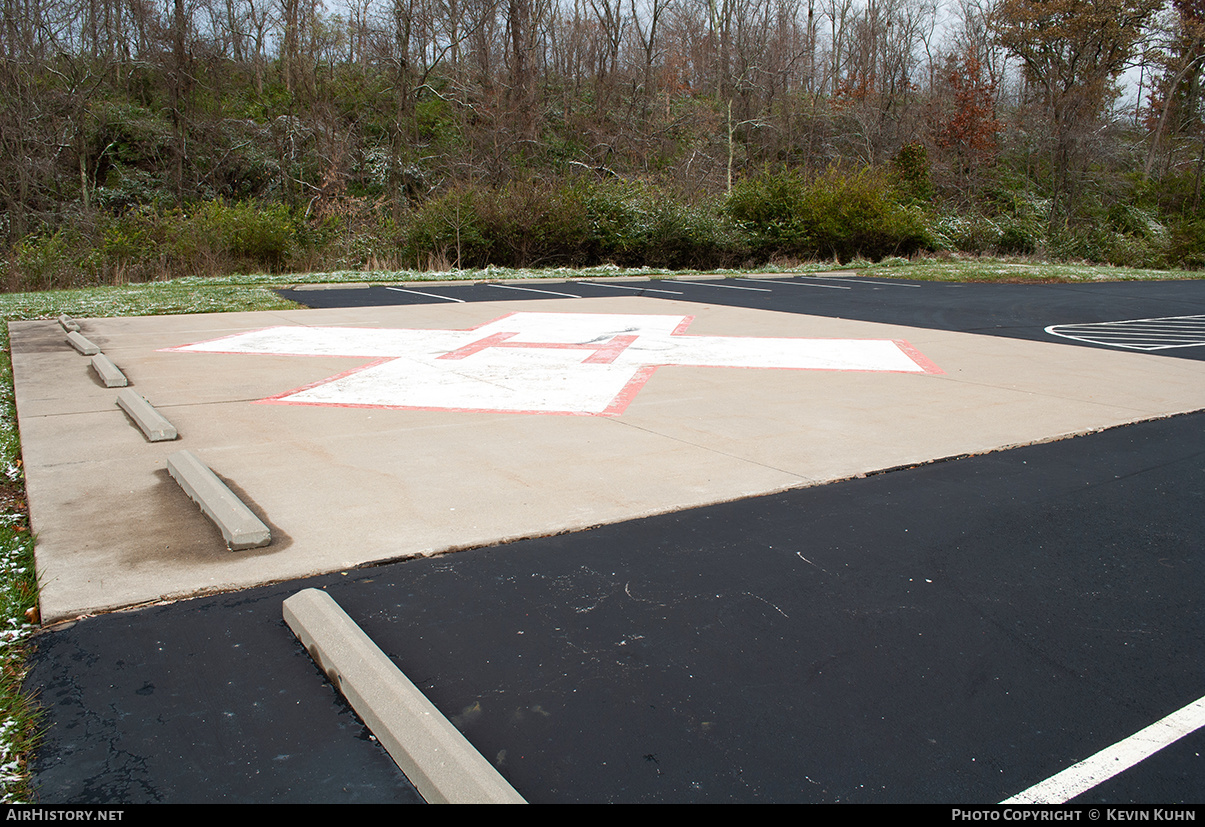 Airport photo of Covington - Fidelity Heliport (3KY8) in Kentucky, United States | AirHistory.net #628997