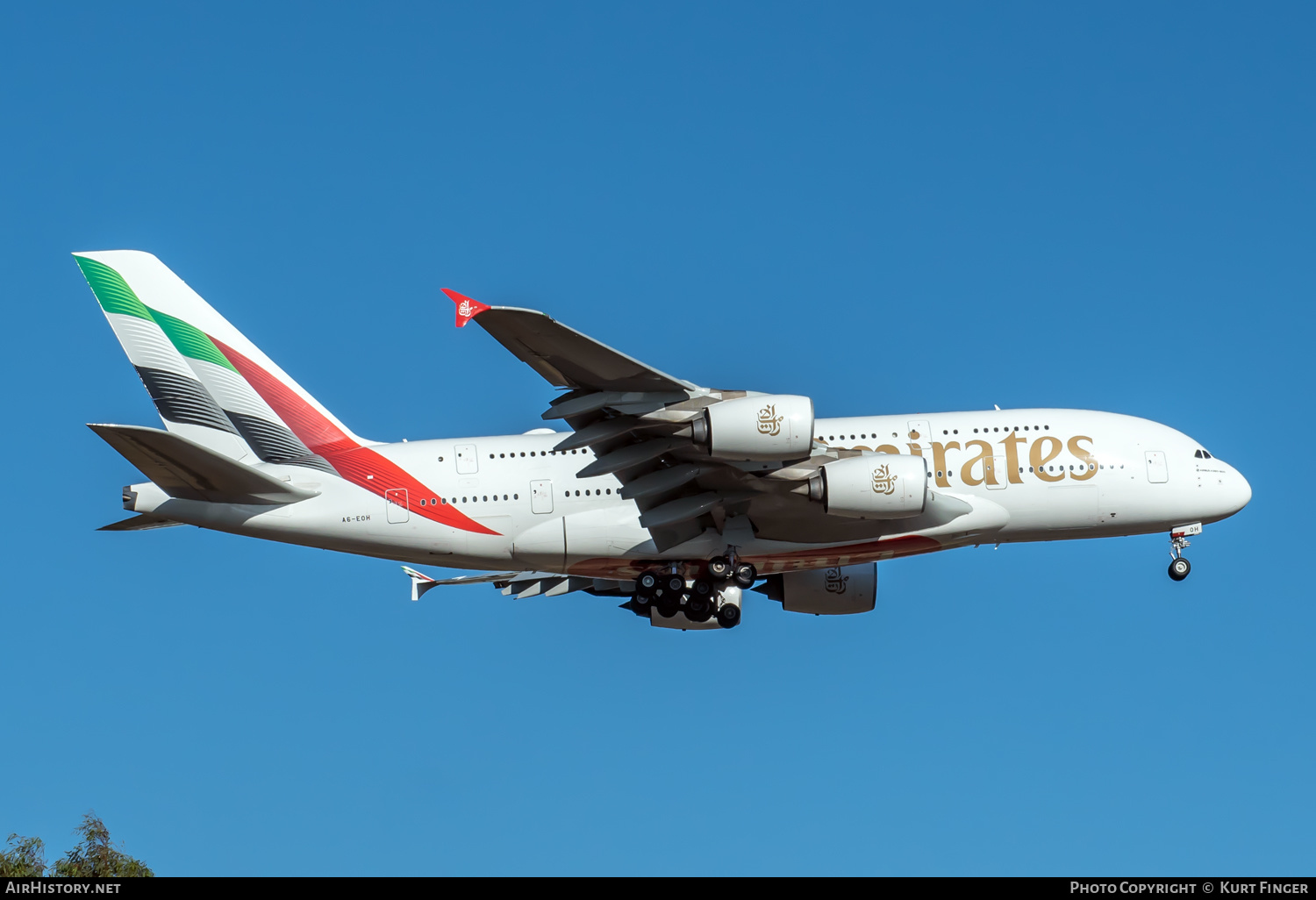 Aircraft Photo of A6-EOH | Airbus A380-861 | Emirates | AirHistory.net #629002